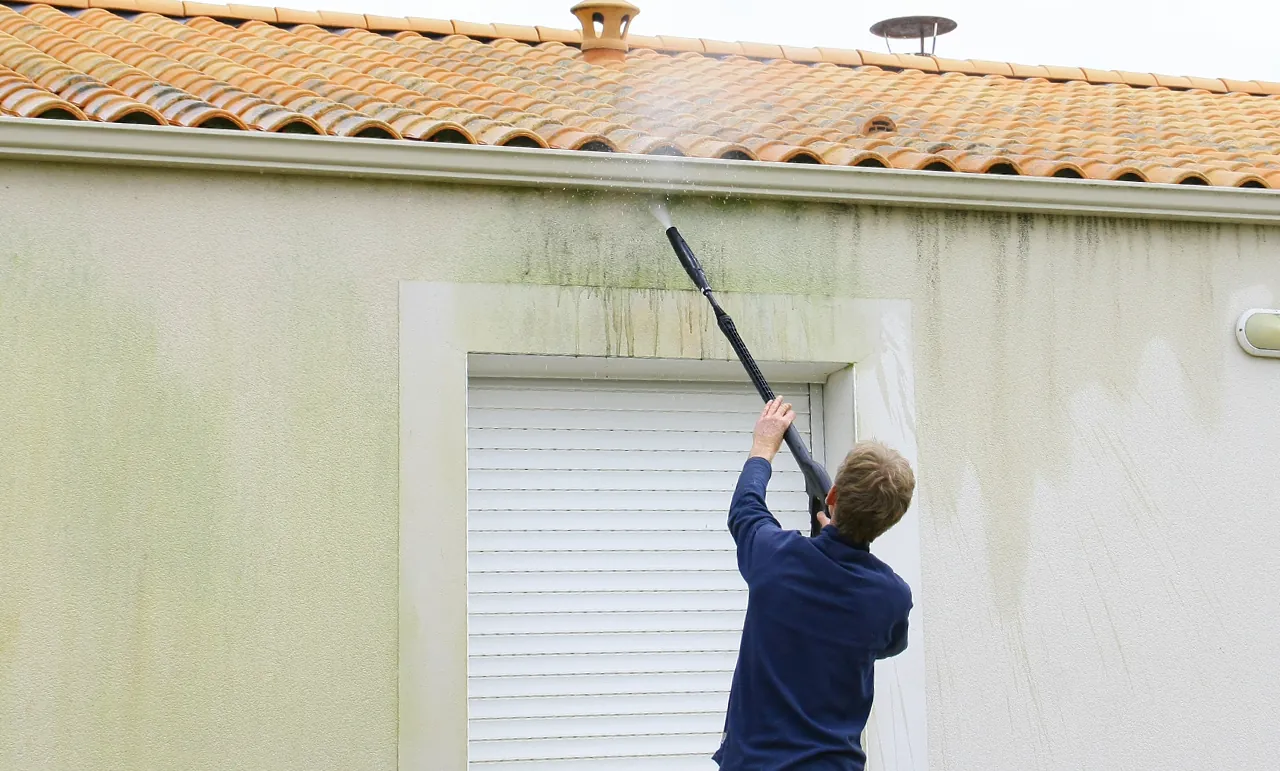 Tile roof and stucco, mid-wash